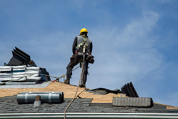 Professional Gutter Installation technician working in Prospect, VA